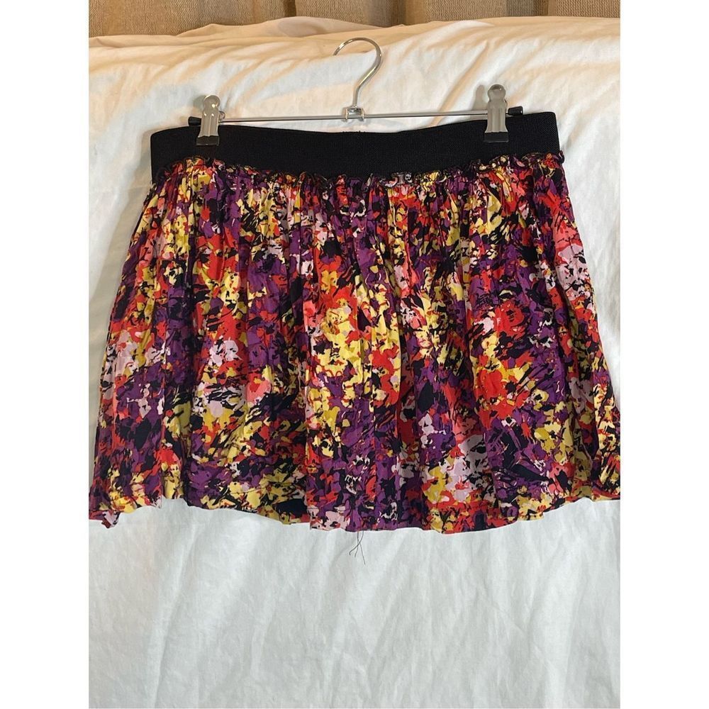 Floral Skirt With Elastic Waist and Slii